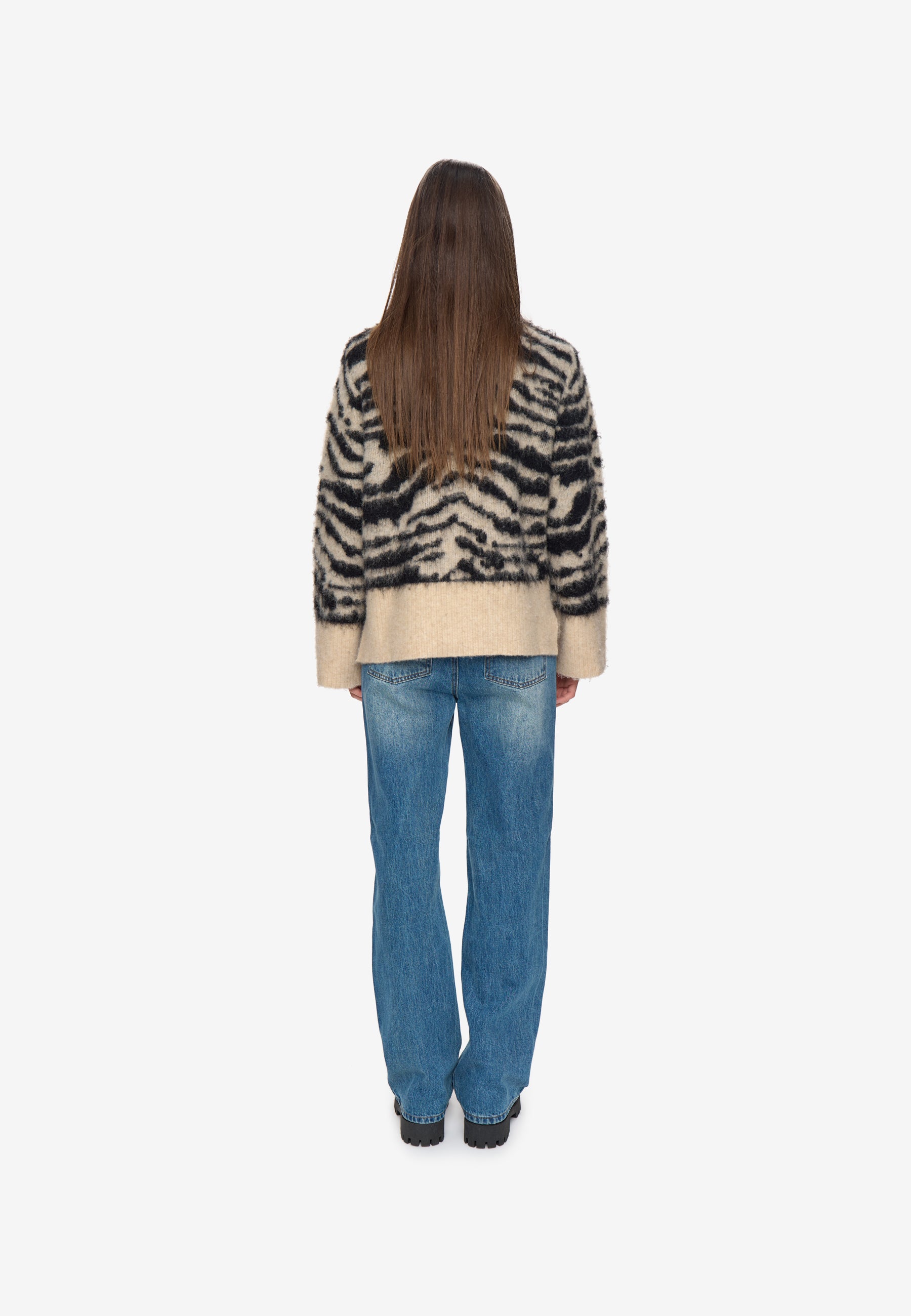 minimum female Brenda jumper 4492 Jumper 5202 Turtledove