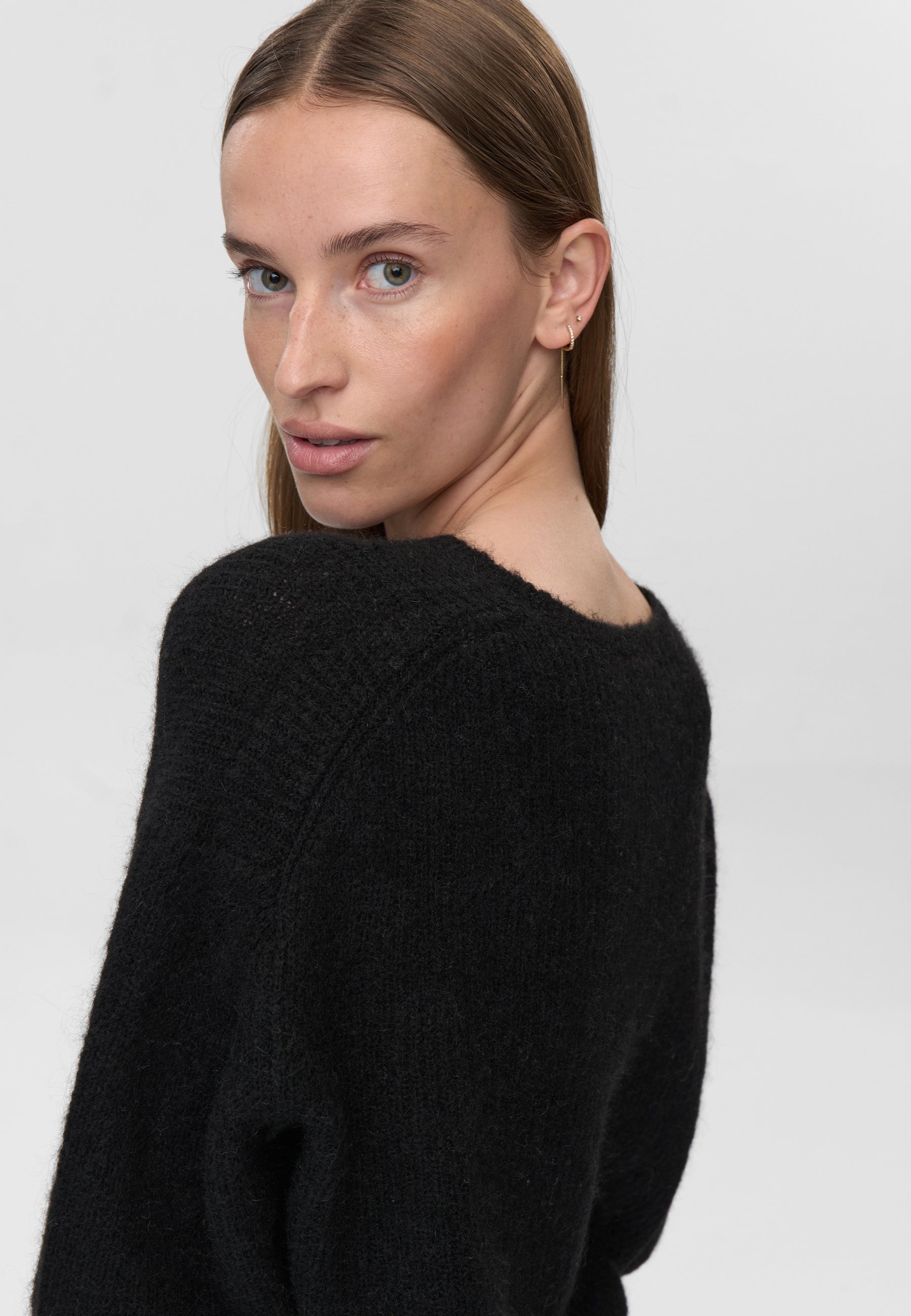 minimum female Calaha jumper 9965 Jumper 999 Black