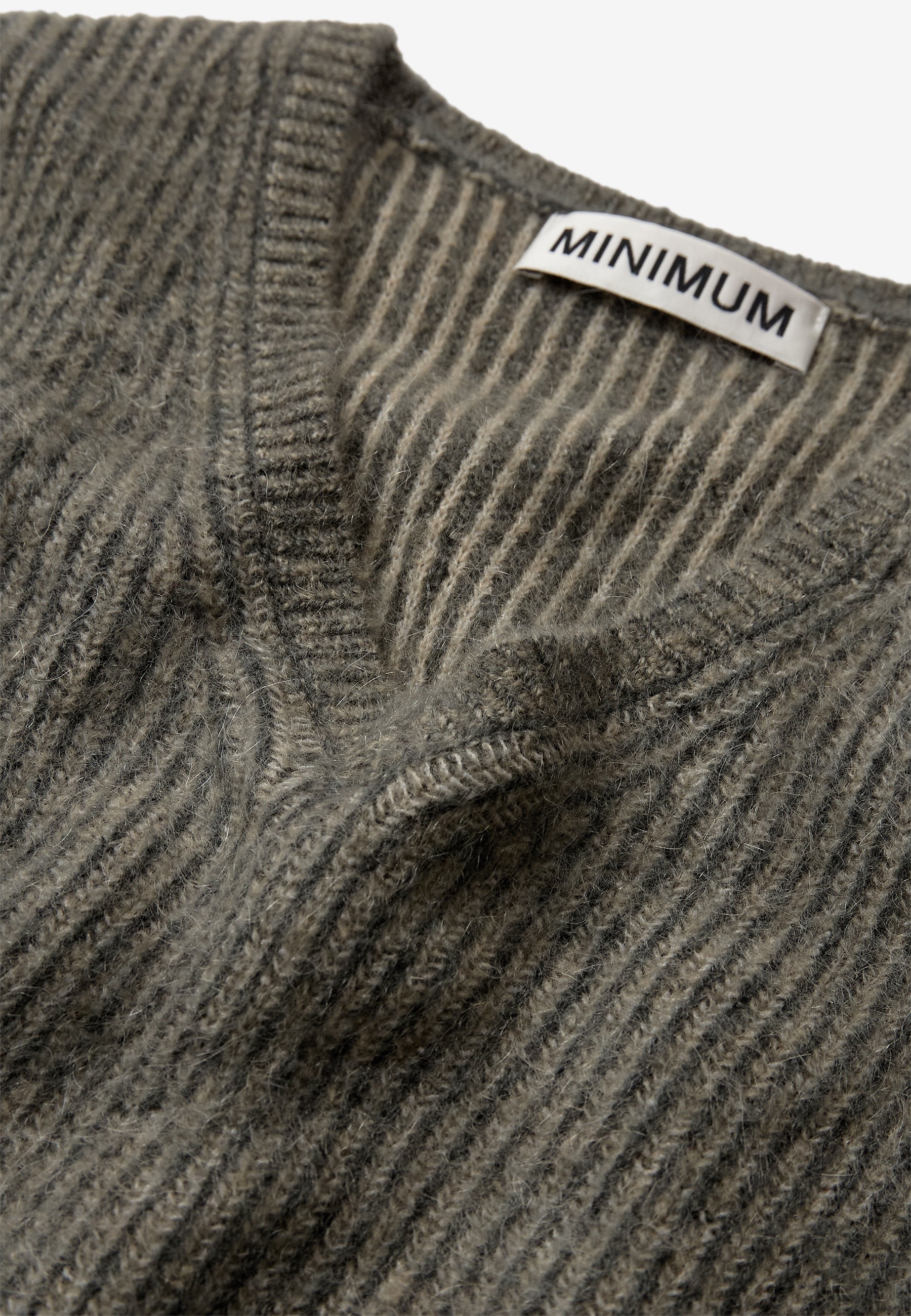 minimum female Gina v-n jumper 4465 Jumper 0404 Kambaba
