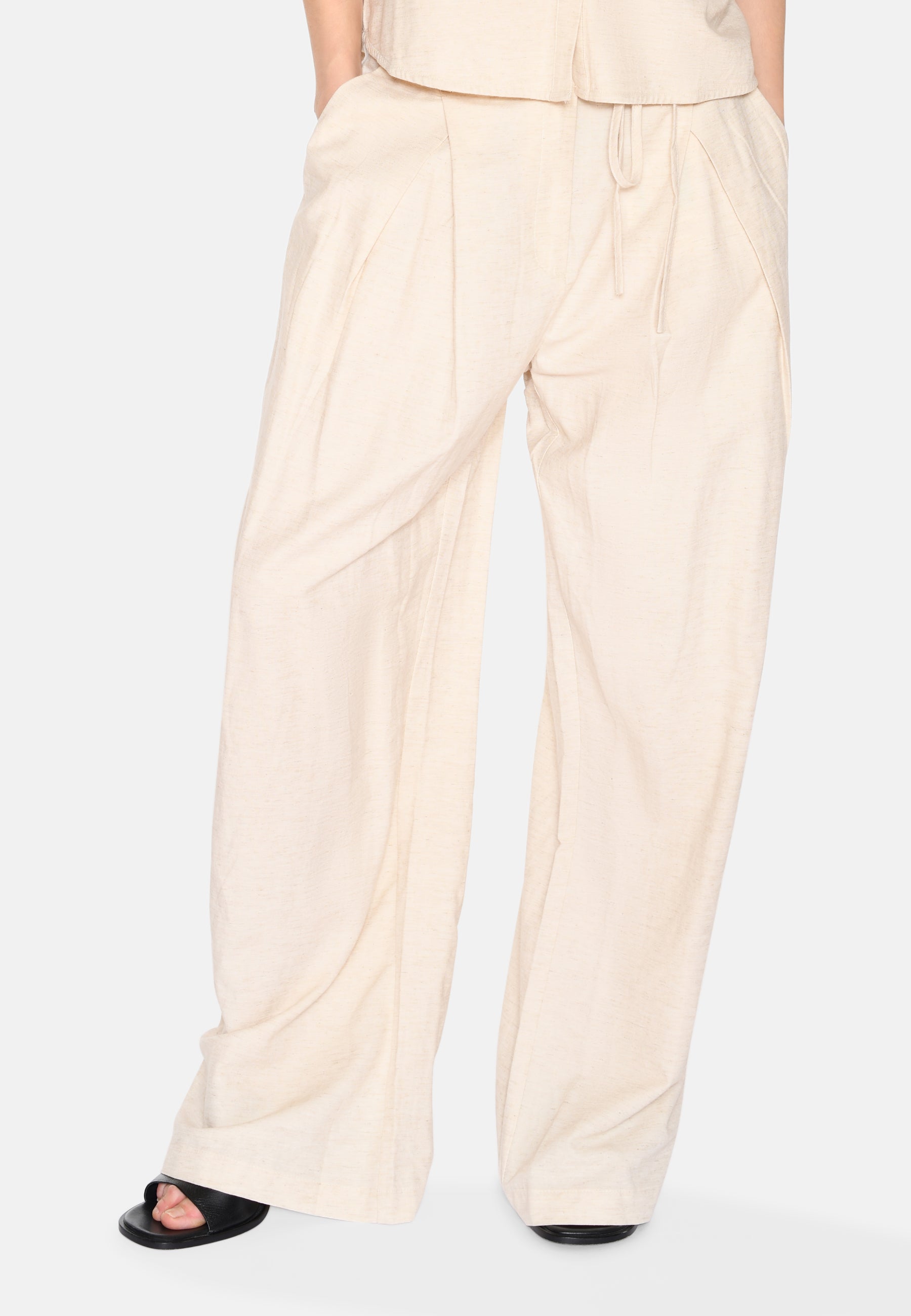 minimum female Gunli dressed pants with tie-detail 4191 Dressed Pants 1105 Brown Rice