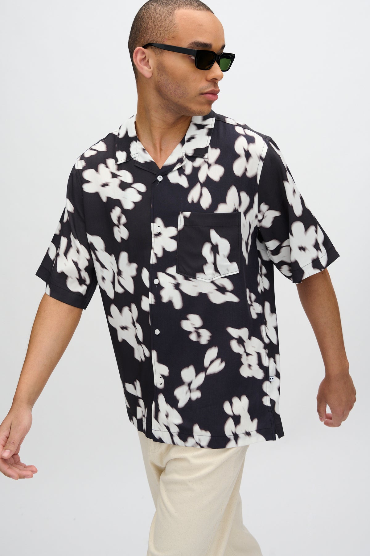 minimum male Hayden relaxed short sleeved shirt 4230 Short Sleeved Shirt 999 Black