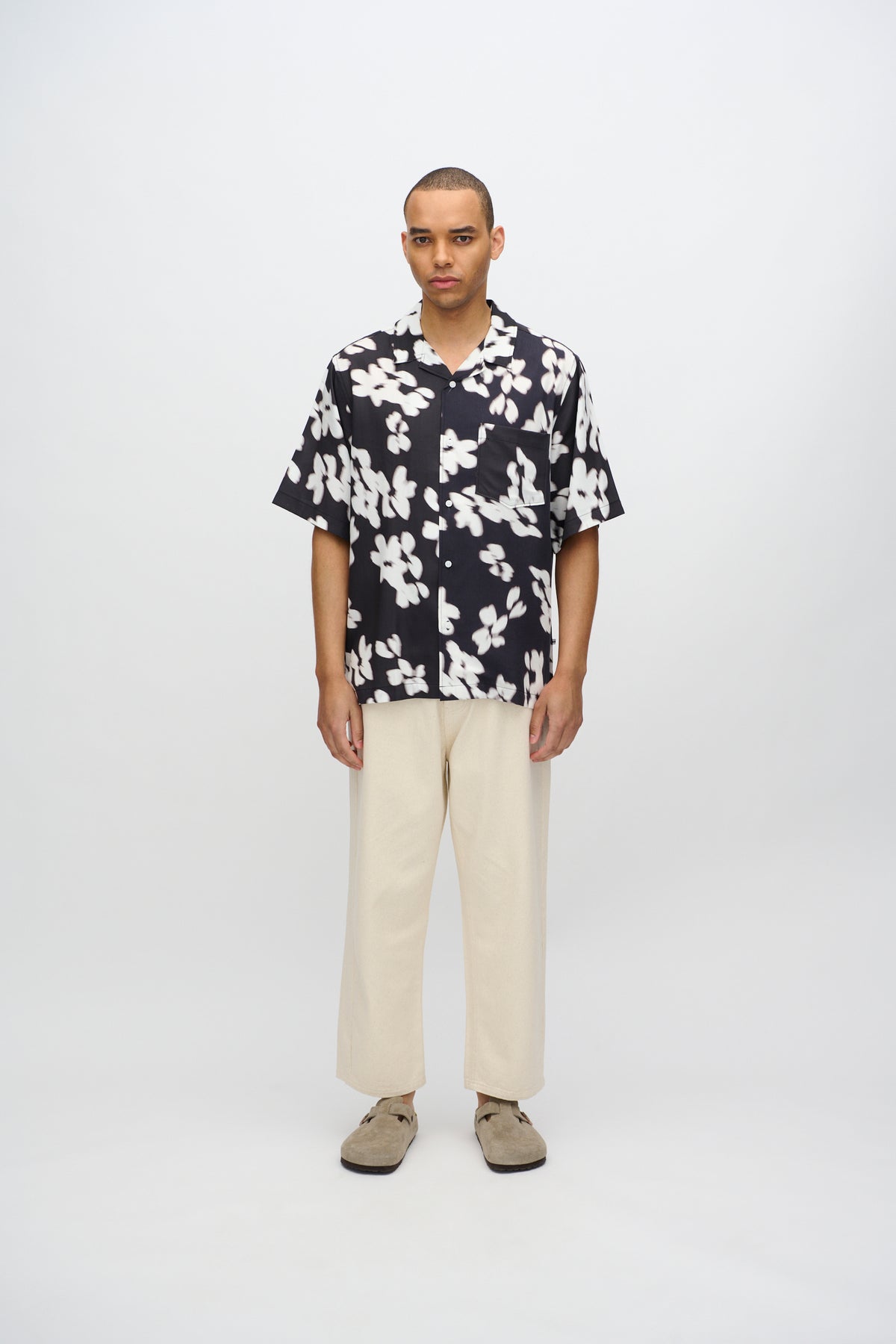 minimum male Hayden relaxed short sleeved shirt 4230 Short Sleeved Shirt 999 Black