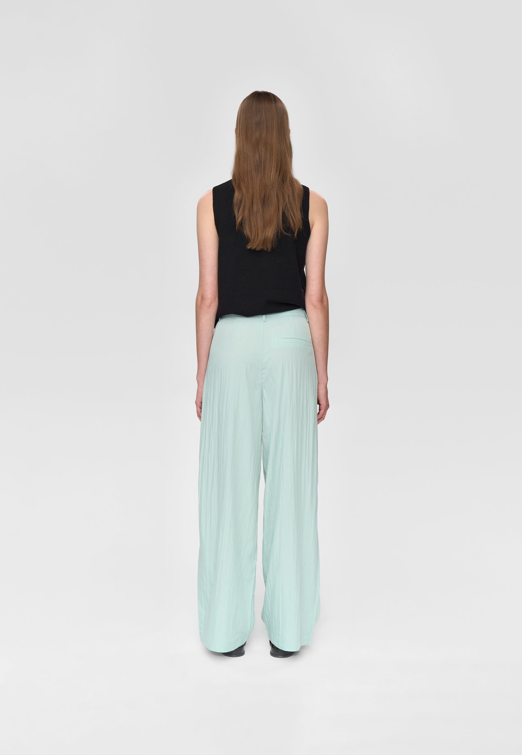 minimum female Issa pants 4389 Casual Pants 5302 Cooling Oasis