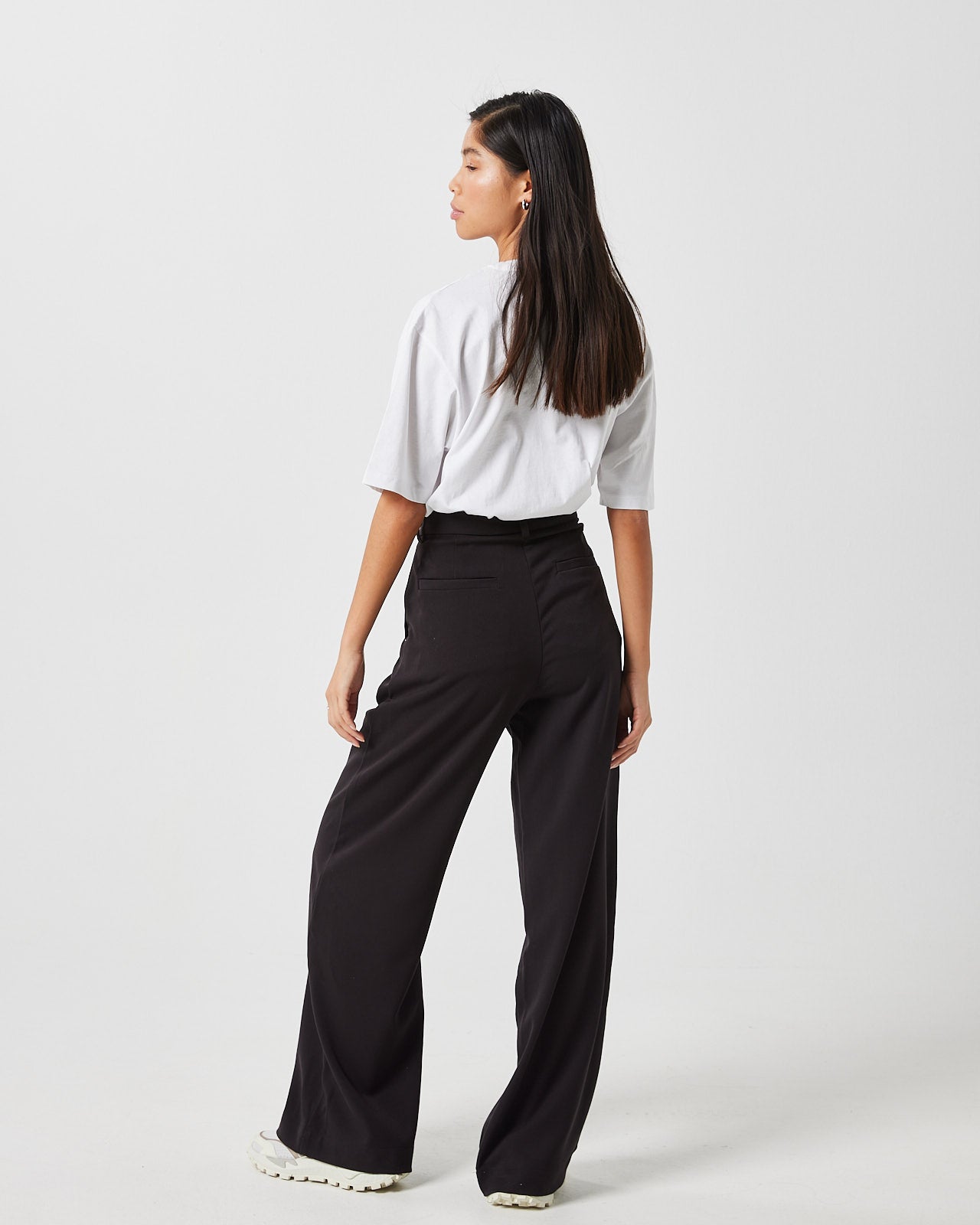 minimum female Lessa dressed pants 2.0 e54 Dressed Pants 999 Black