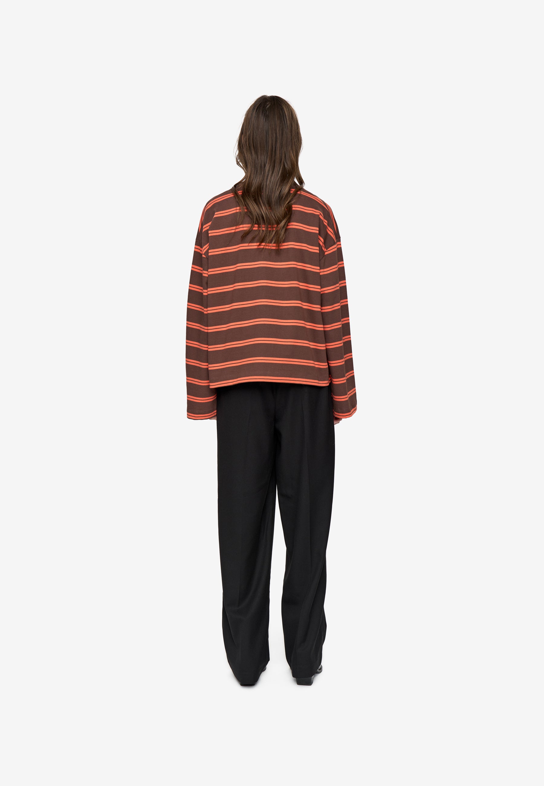 minimum female Mirabelle ls t-shirt G4886 Long Sleeved T-shirt 1215 Shaved Chocolate
