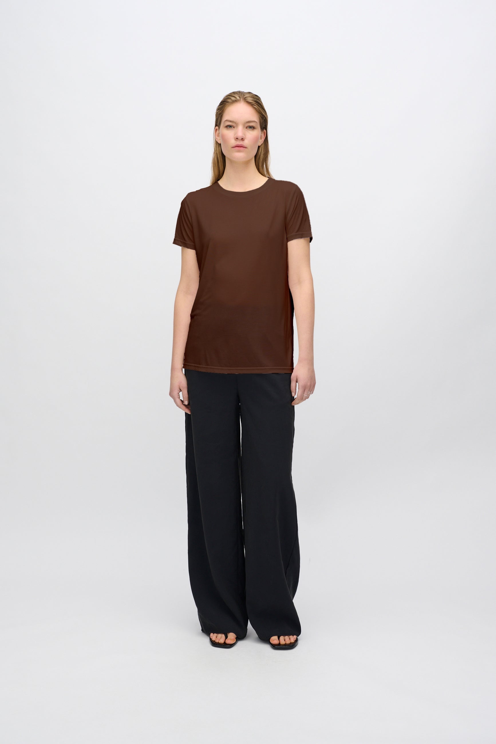 minimum female Rynah t-shirt 2.0 0281 Short Sleeved T-shirt 1215 Shaved Chocolate