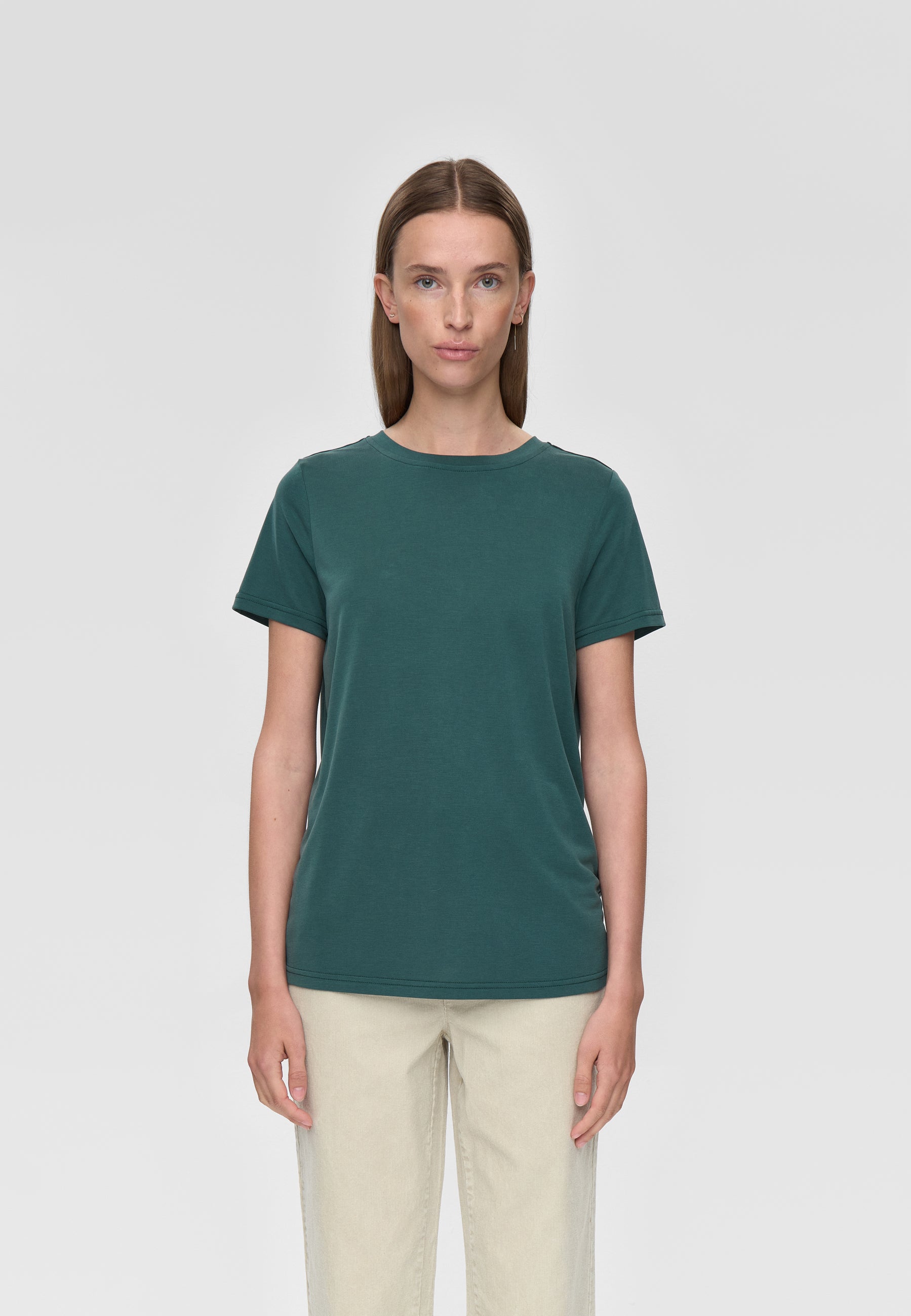 minimum female Rynah t-shirt 2.0 0281 Short Sleeved T-shirt 5220 Botanical garden