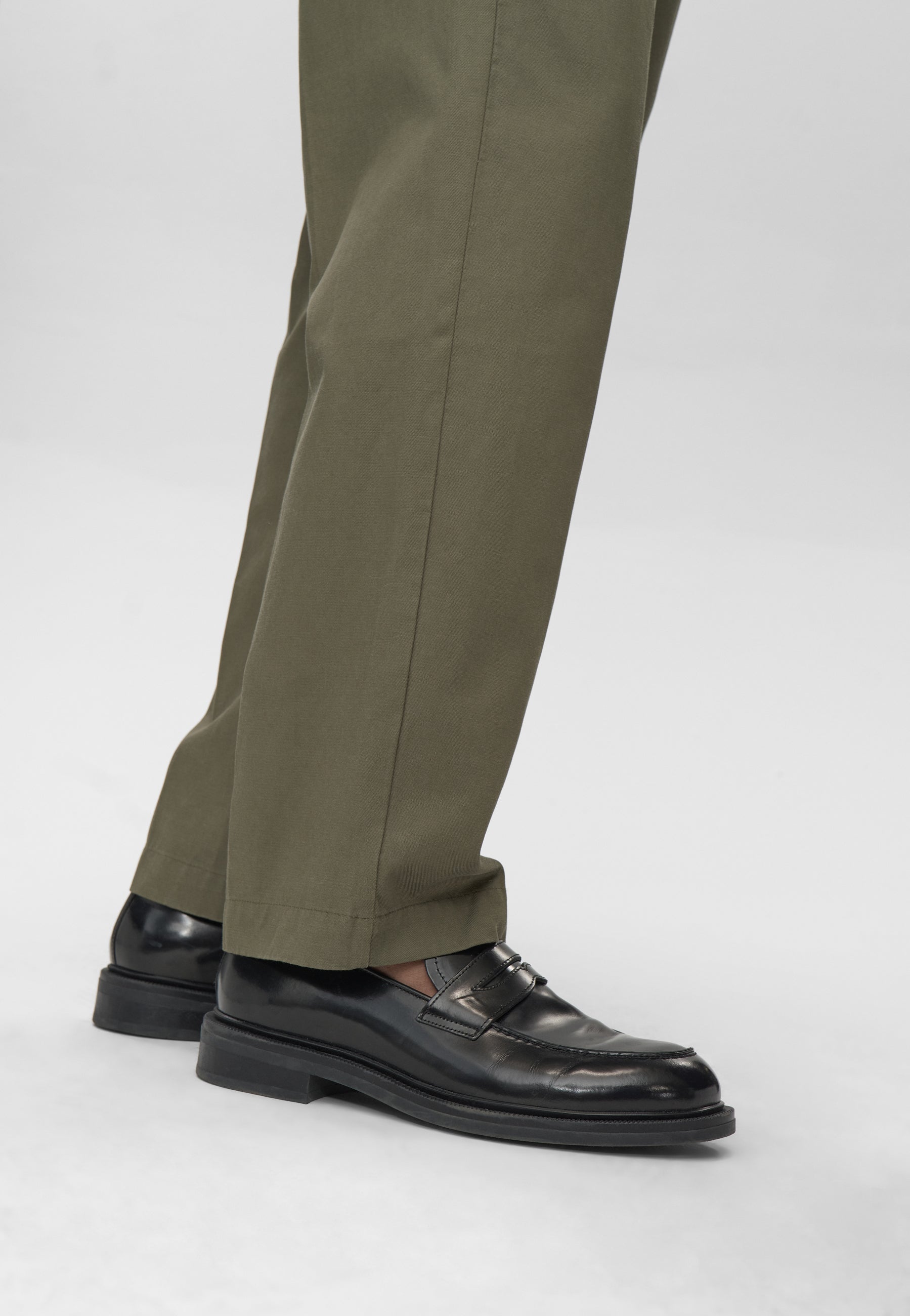 minimum male Tucker dressed pants 3750 Dressed Pants 0515 Dusty Olive