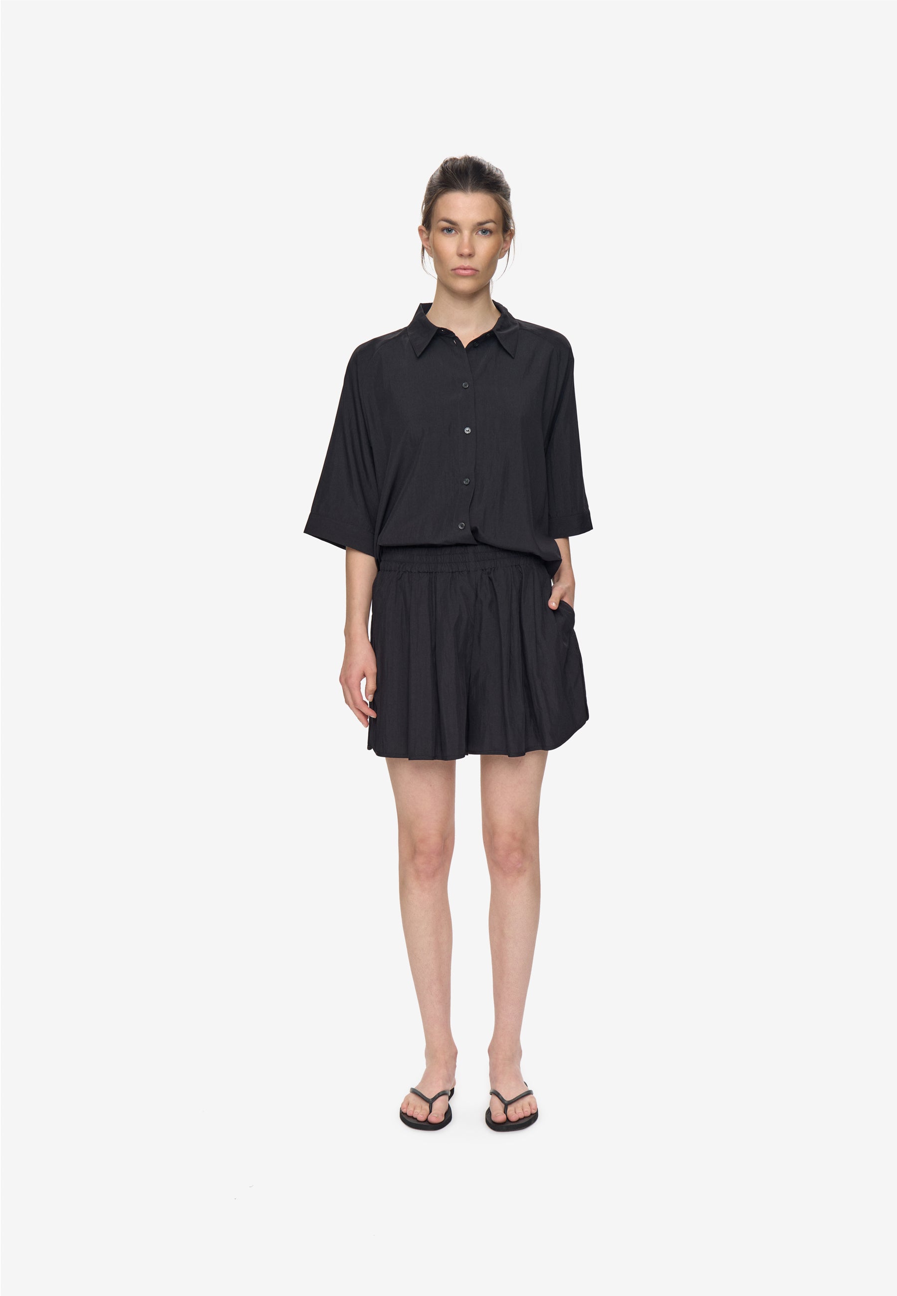 minimum female Aimee mw shorts 4692 Shorts 999 Black