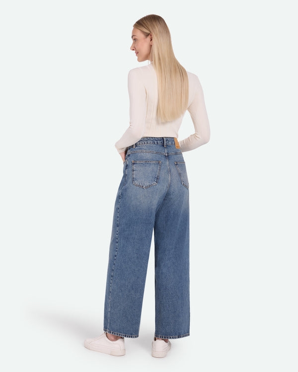 minimum female Aiyas jeans 3731 Loose Jeans 1002 Medium Blue