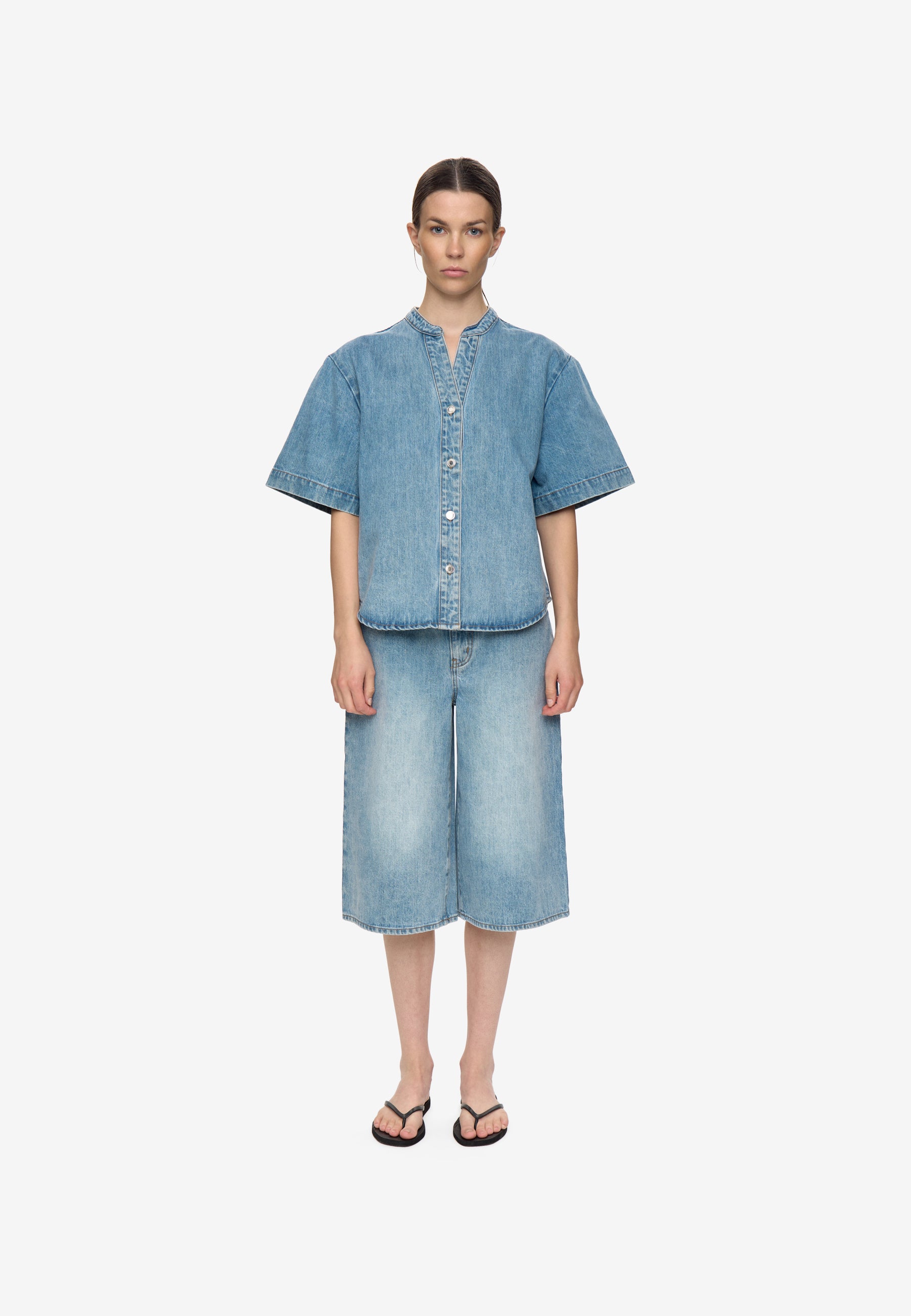 minimum female Alicia rlx ss shirt 2461 Short Sleeved Shirt 1001 Light Blue