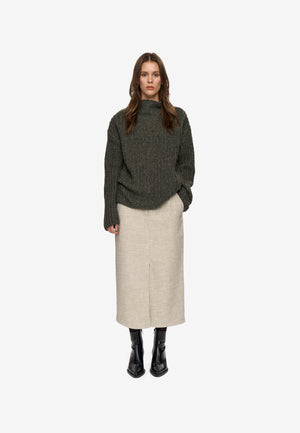 minimum female Dolly jumper 4871 Jumper 0404 Kambaba