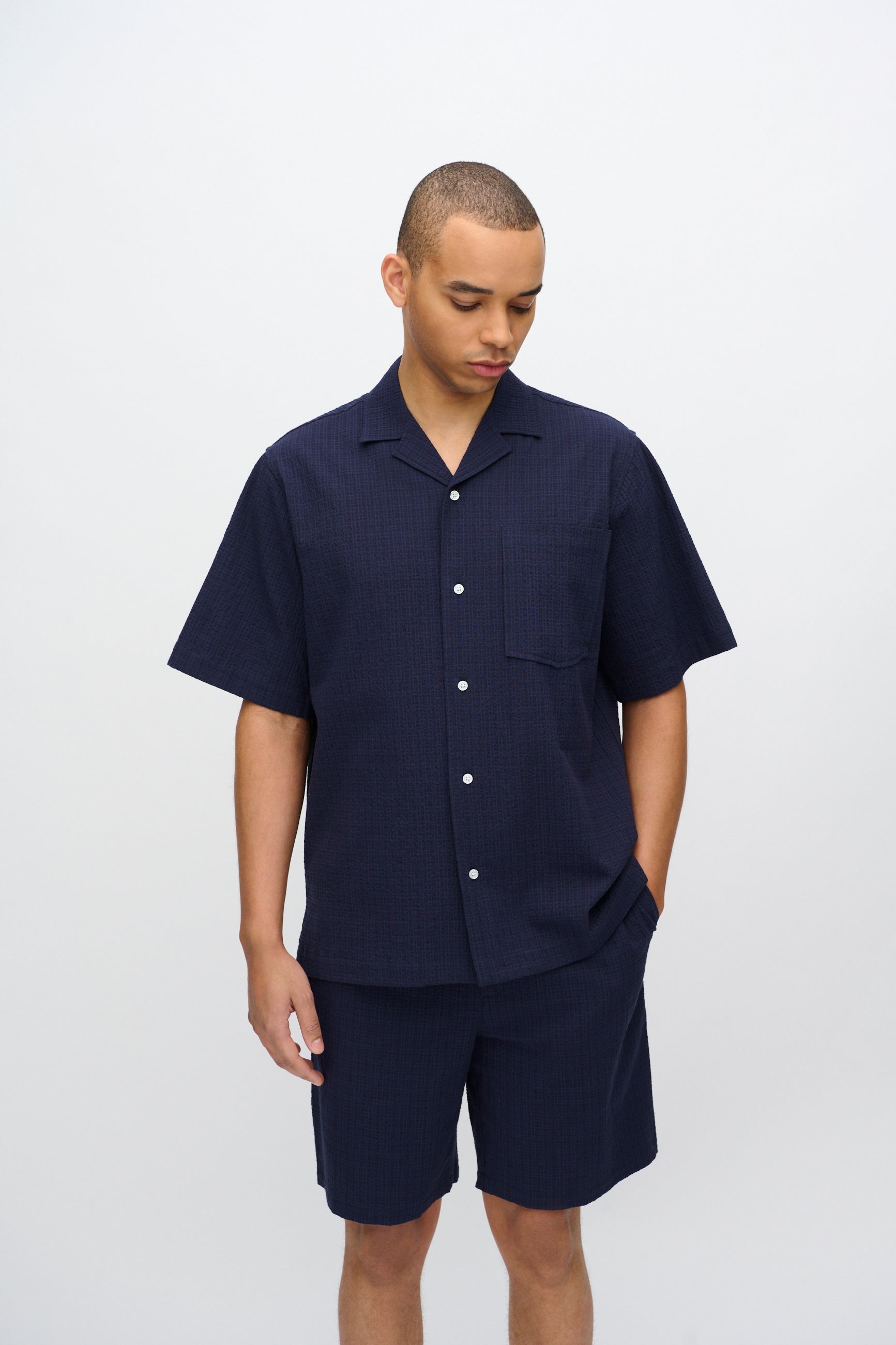 minimum male Hayden relaxed short sleeved shirt 4216 Short Sleeved Shirt 3922 Sky Captain