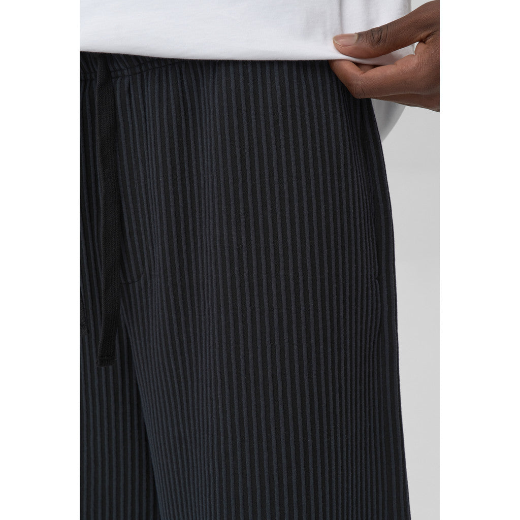 minimum male Jasper wde striped shorts 4558 Shorts 999 Black