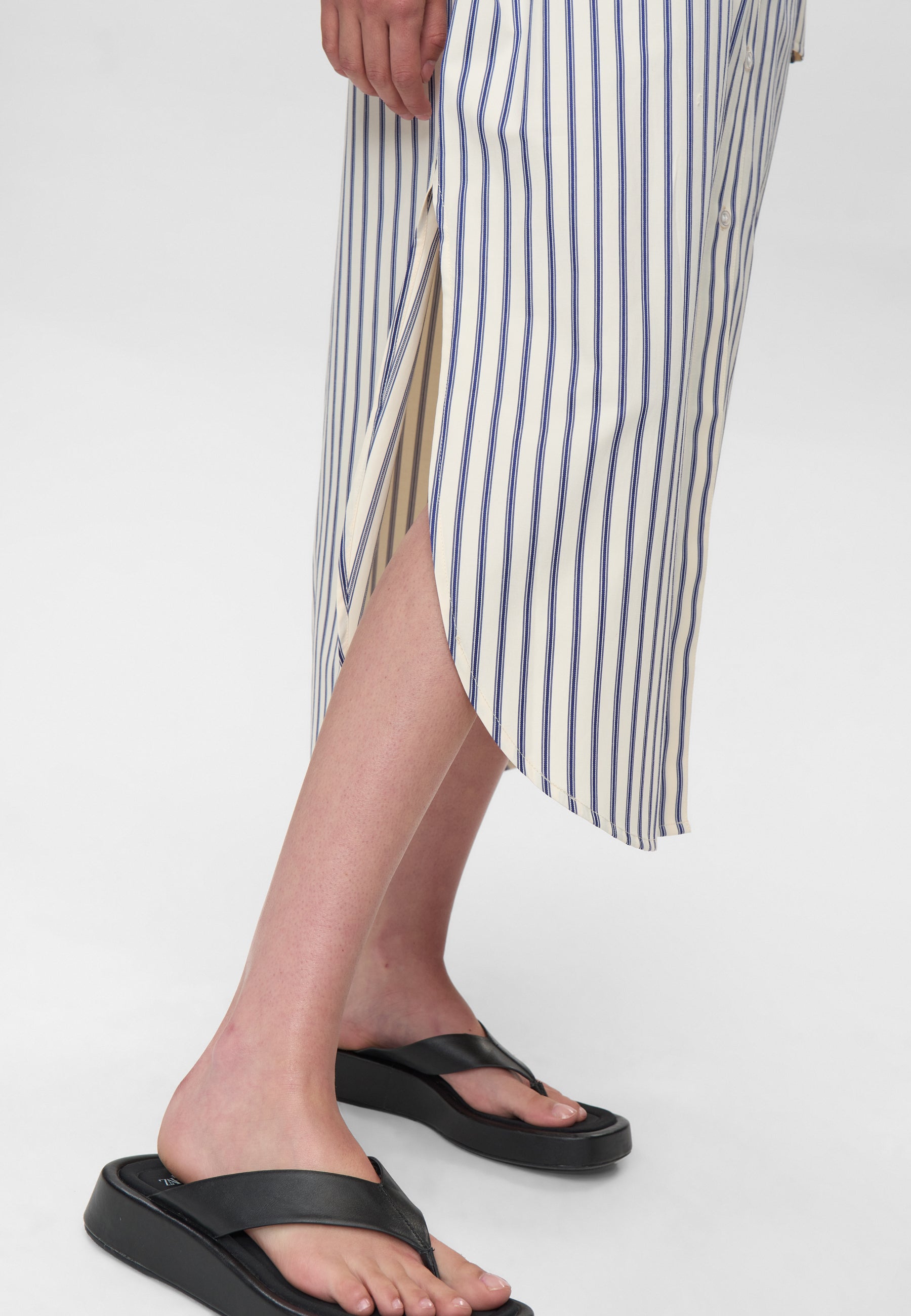 minimum female June shirt dress 4566 Midi Dress 3922 Sky Captain