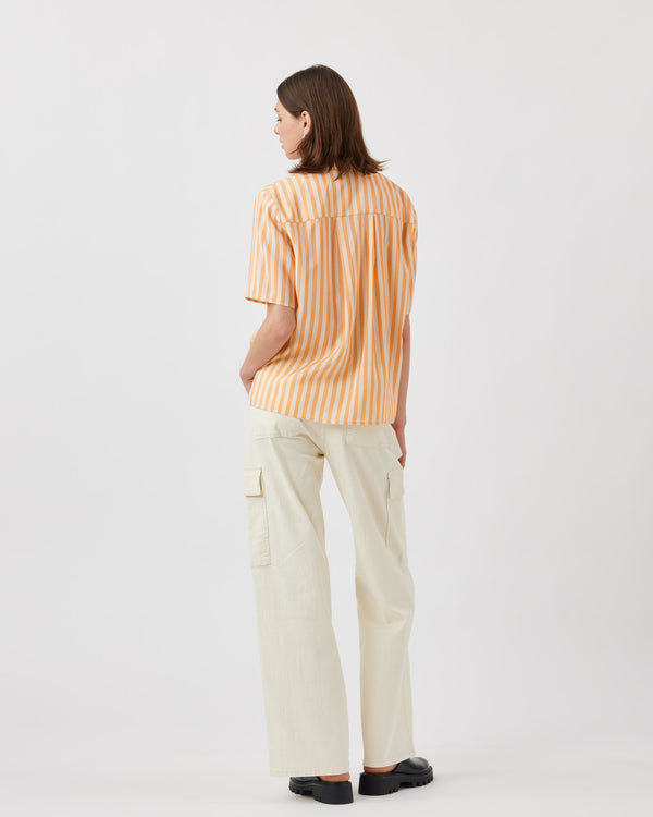 minimum female Karlamarie 3079 Short Sleeved Shirt 1231 Peach Cobbler