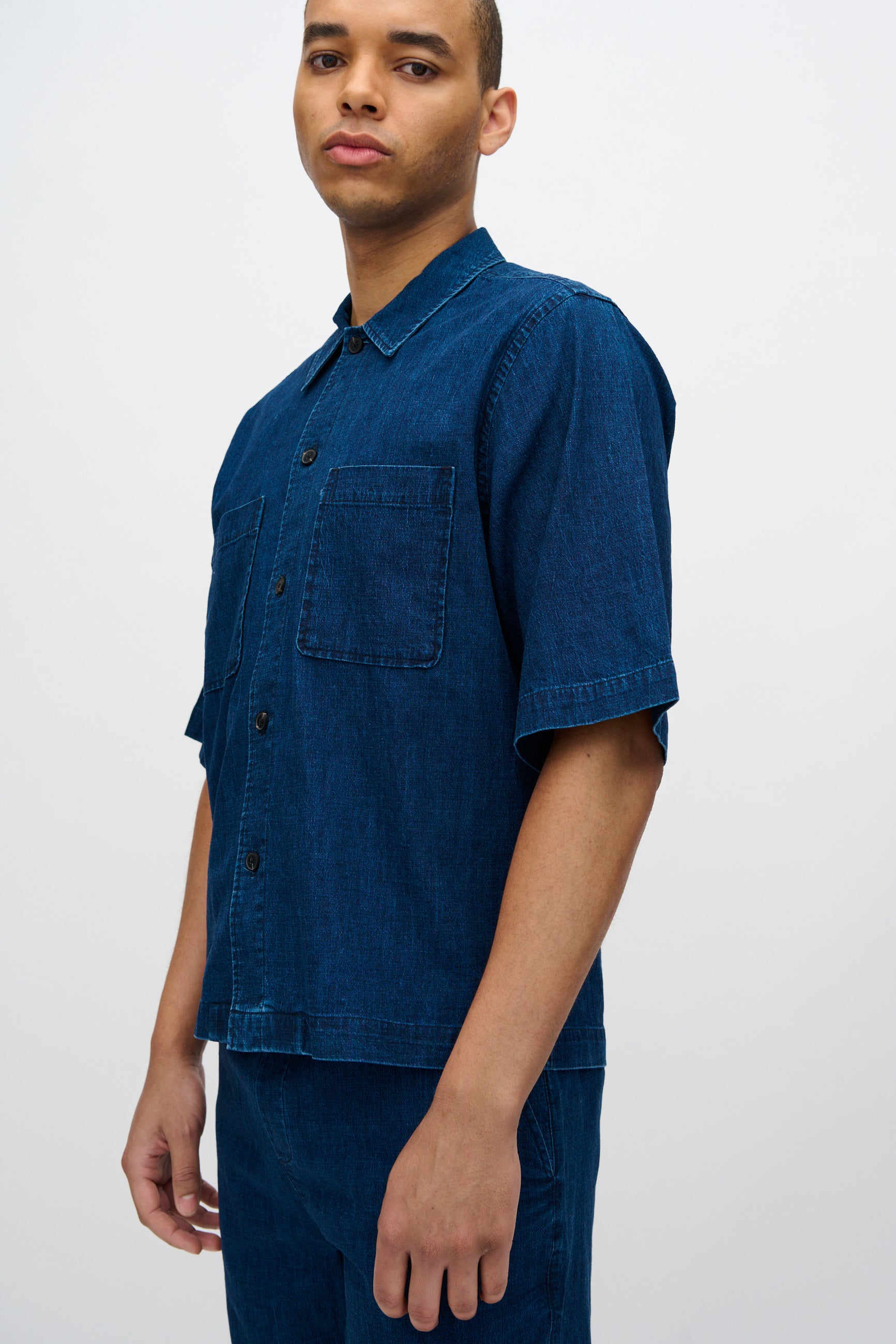 minimum male Lennon short sleeved shirt in linen blend 4239 Short Sleeved Shirt 3922 Sky Captain