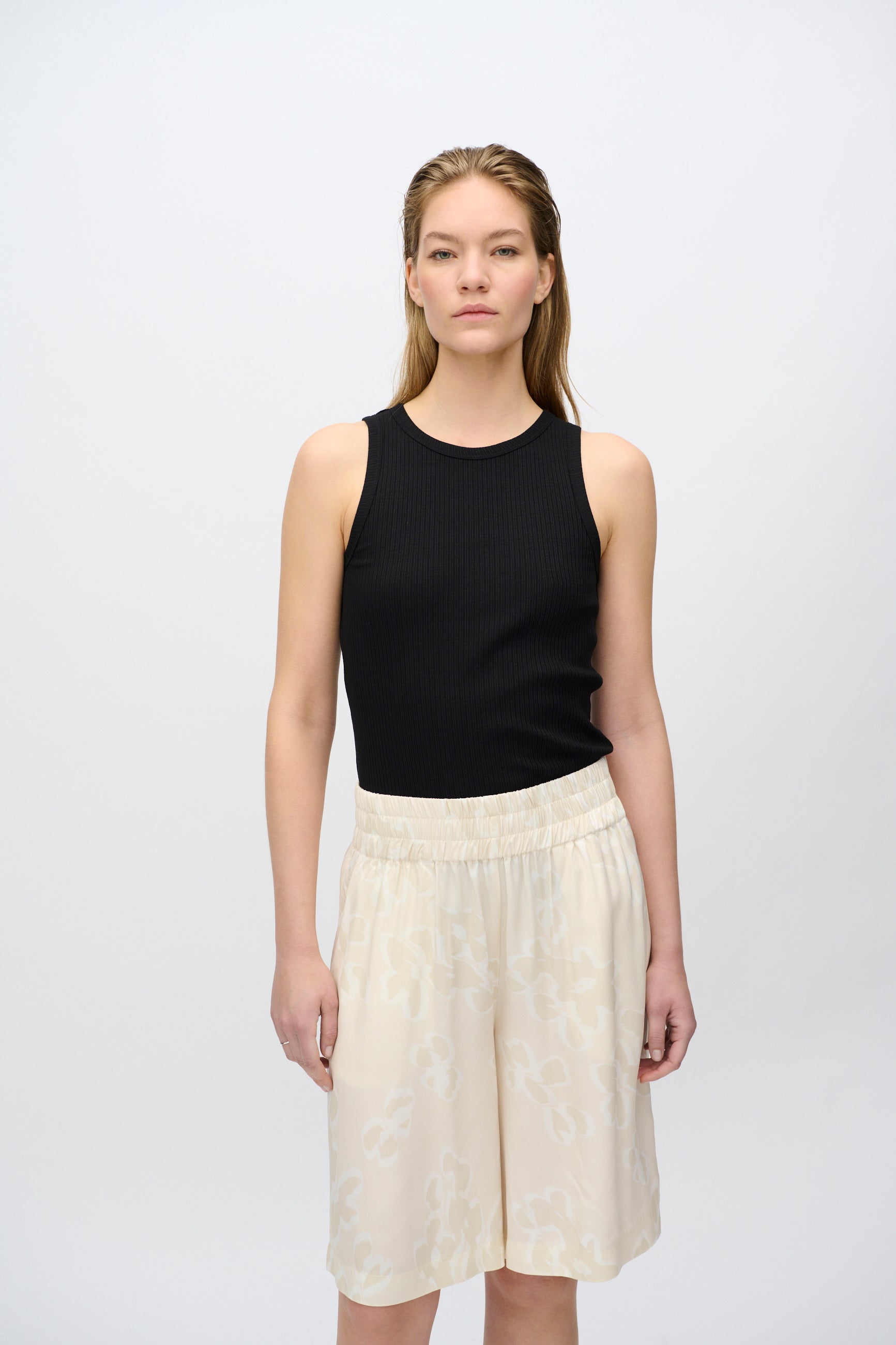 minimum female Lila tank top 4226 GOTS Gilet 999 Black