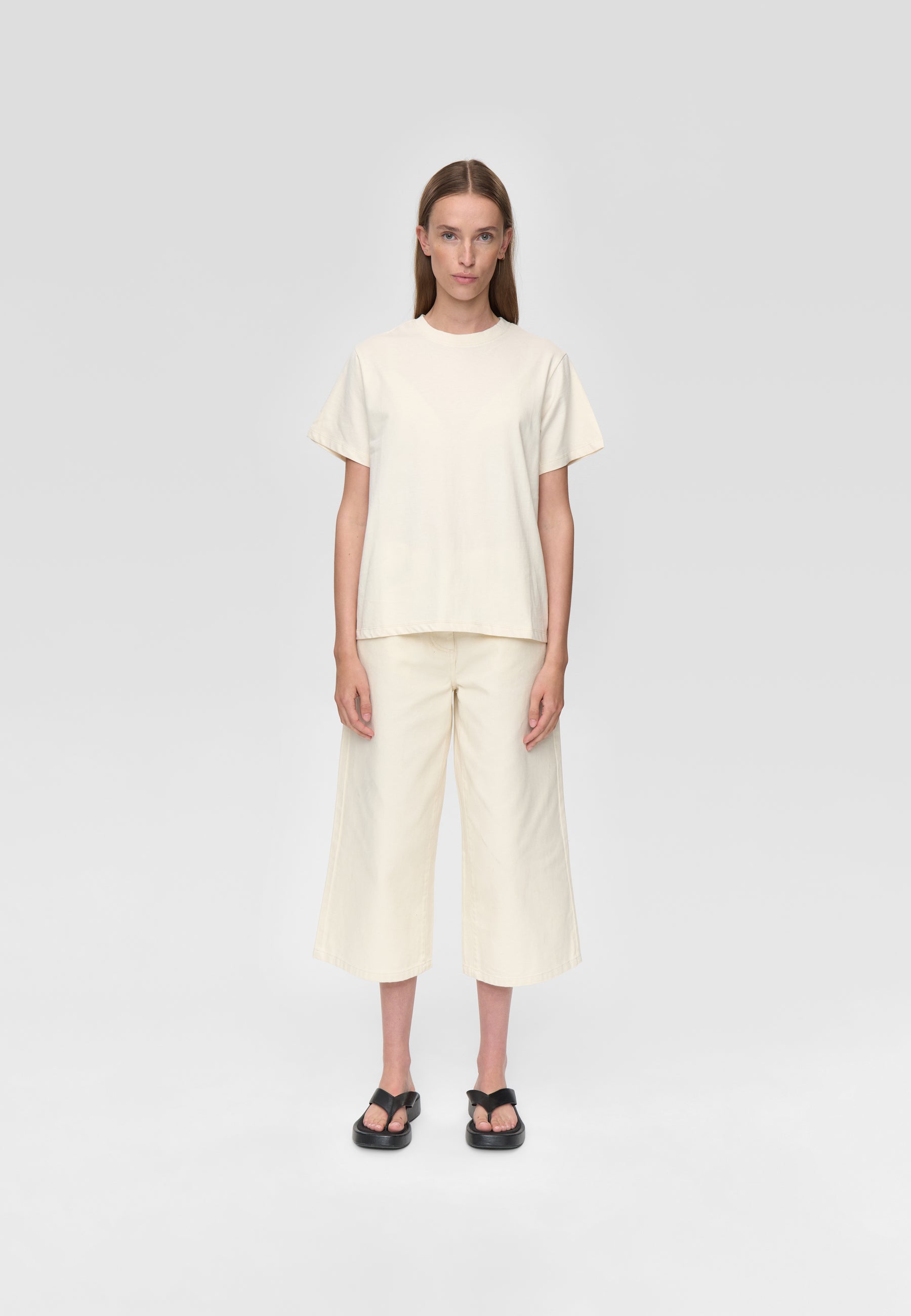 minimum female Lilou ss t-shirt G029 GOTS Short Sleeved T-shirt 0608 Coco Milk