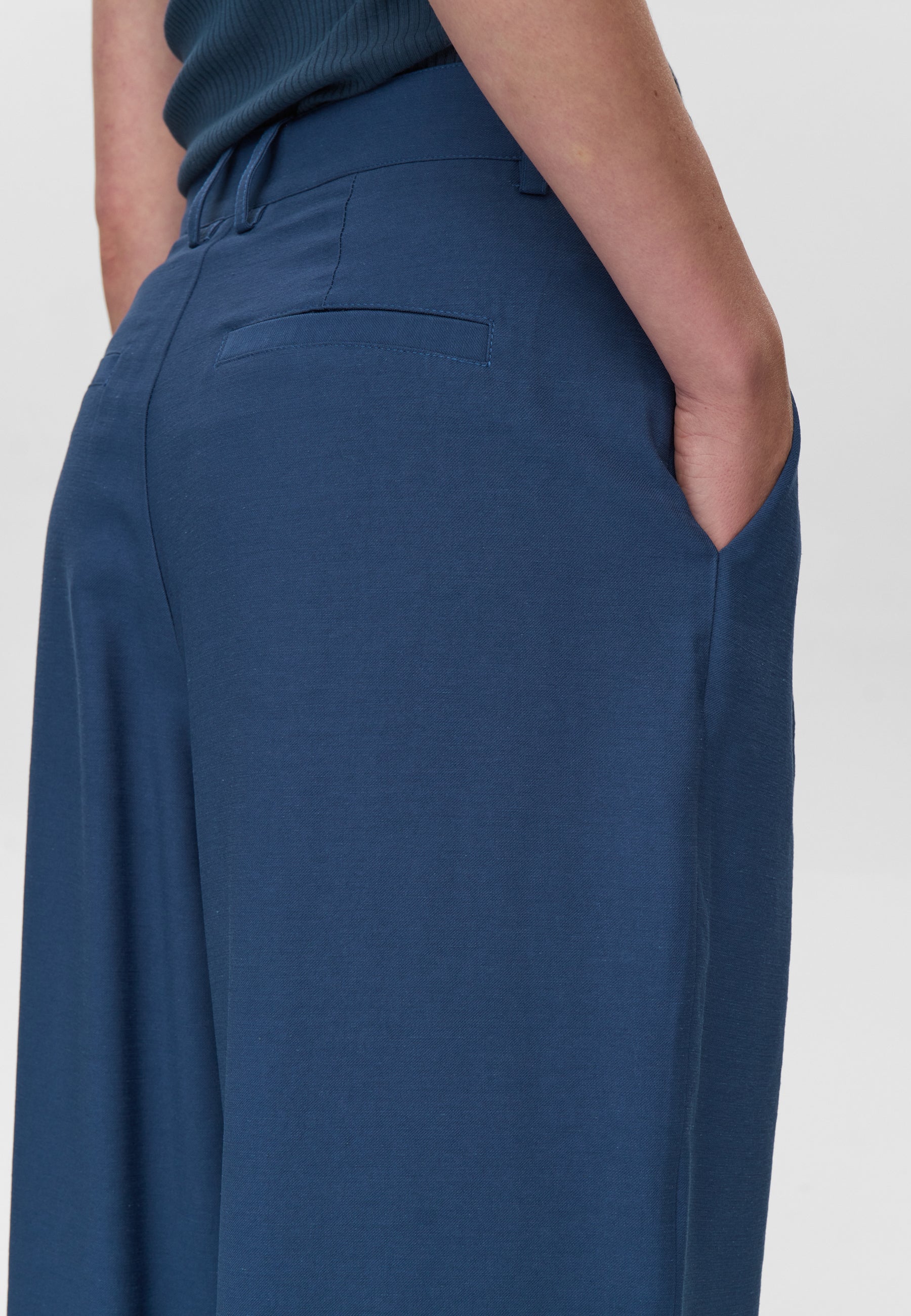 minimum female Lunay pants 4429 Dressed Pants 4027 Insignia blue