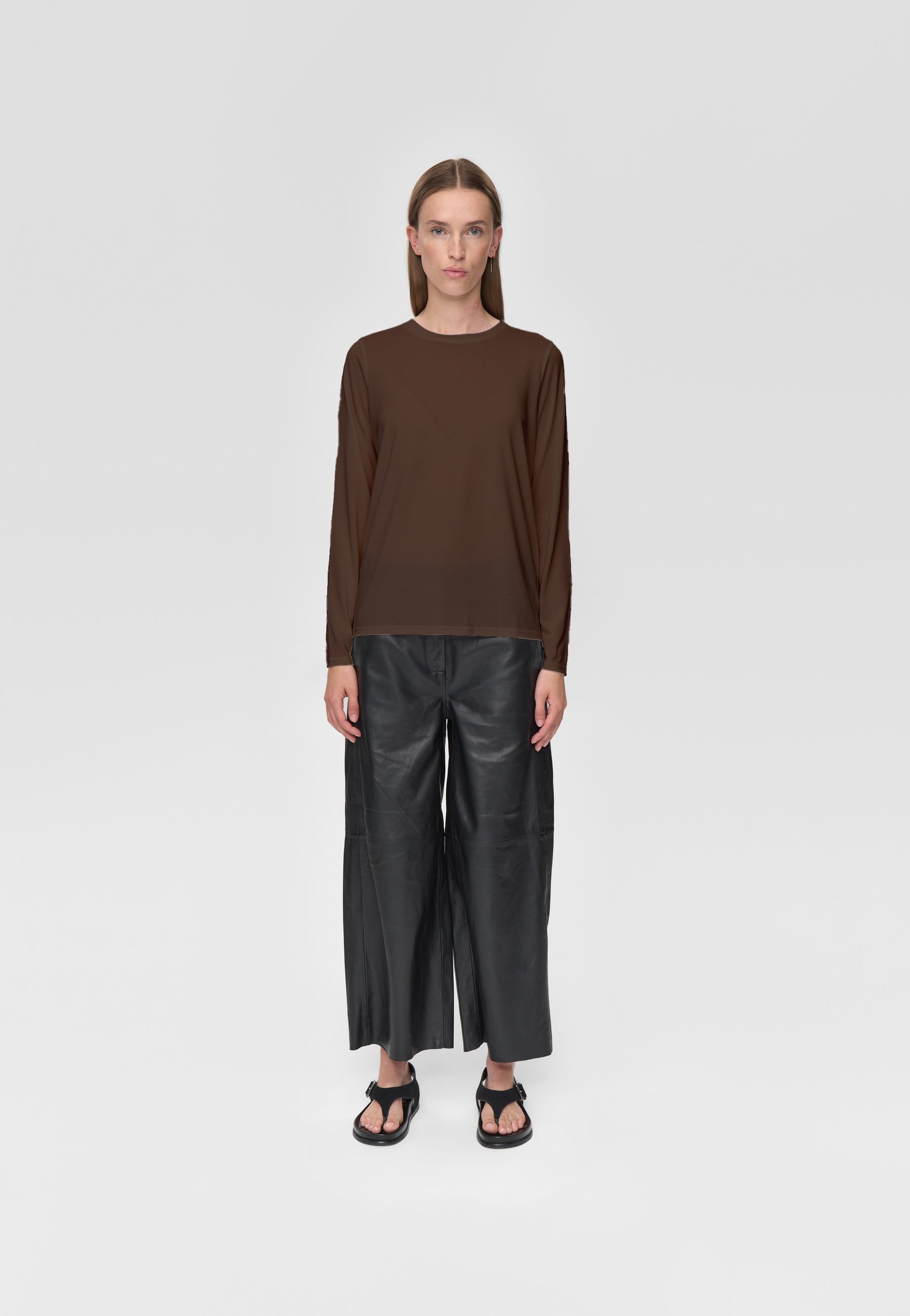 minimum female Margot Tee 0281 Long Sleeved T-shirt 1215 Shaved Chocolate