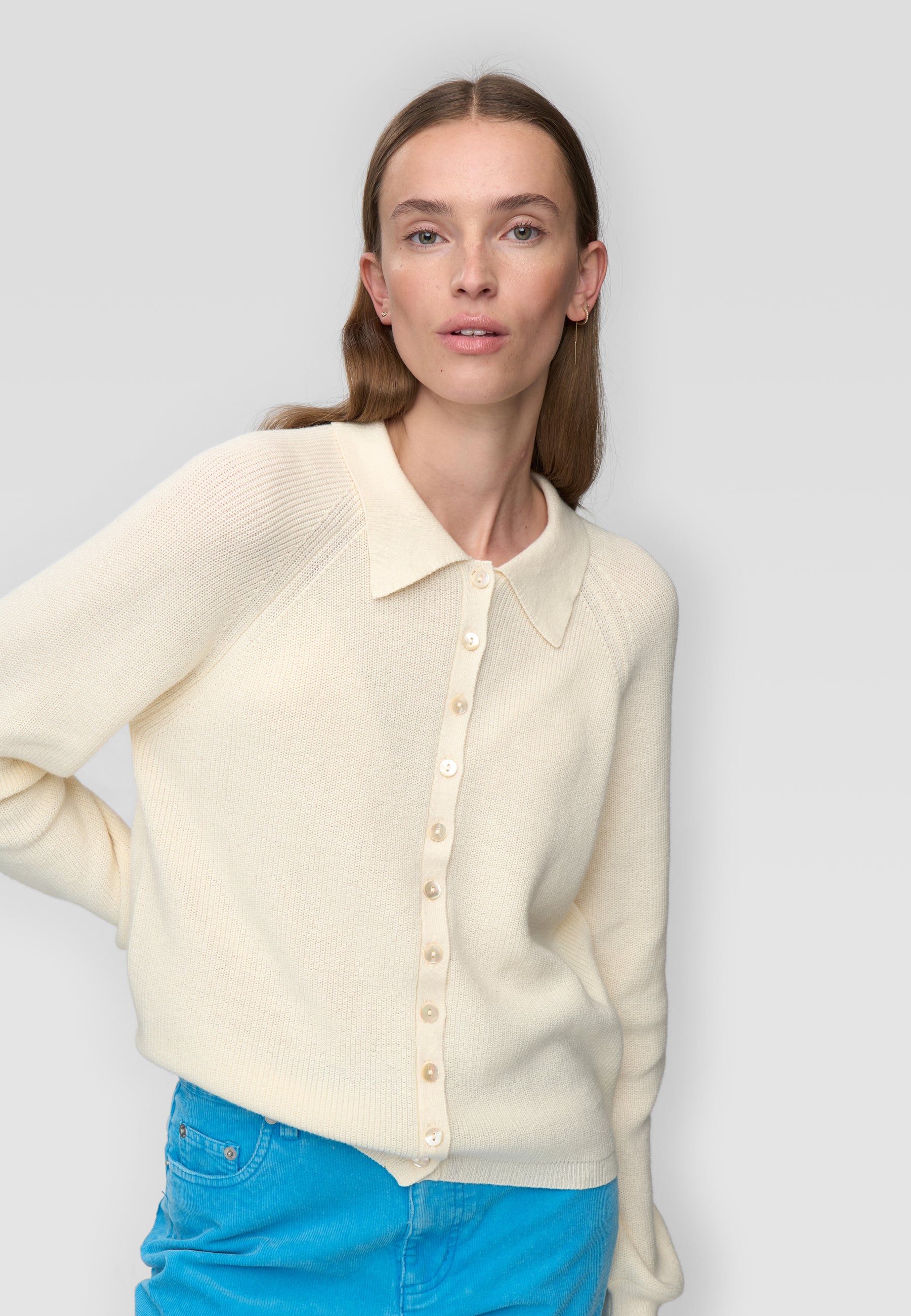 minimum female Regina cardigan 4153 Cardigan 0608 Coco Milk