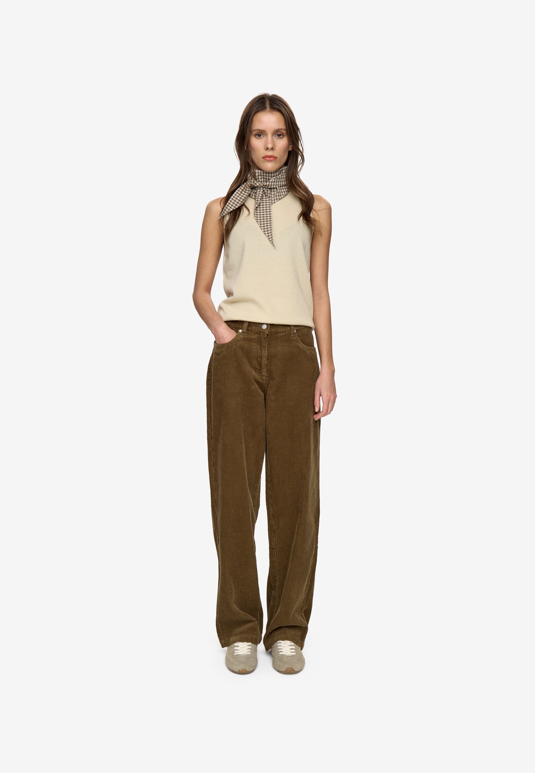 minimum female Sienna mw jeans 4883 Loose Jeans 1815 Shitake