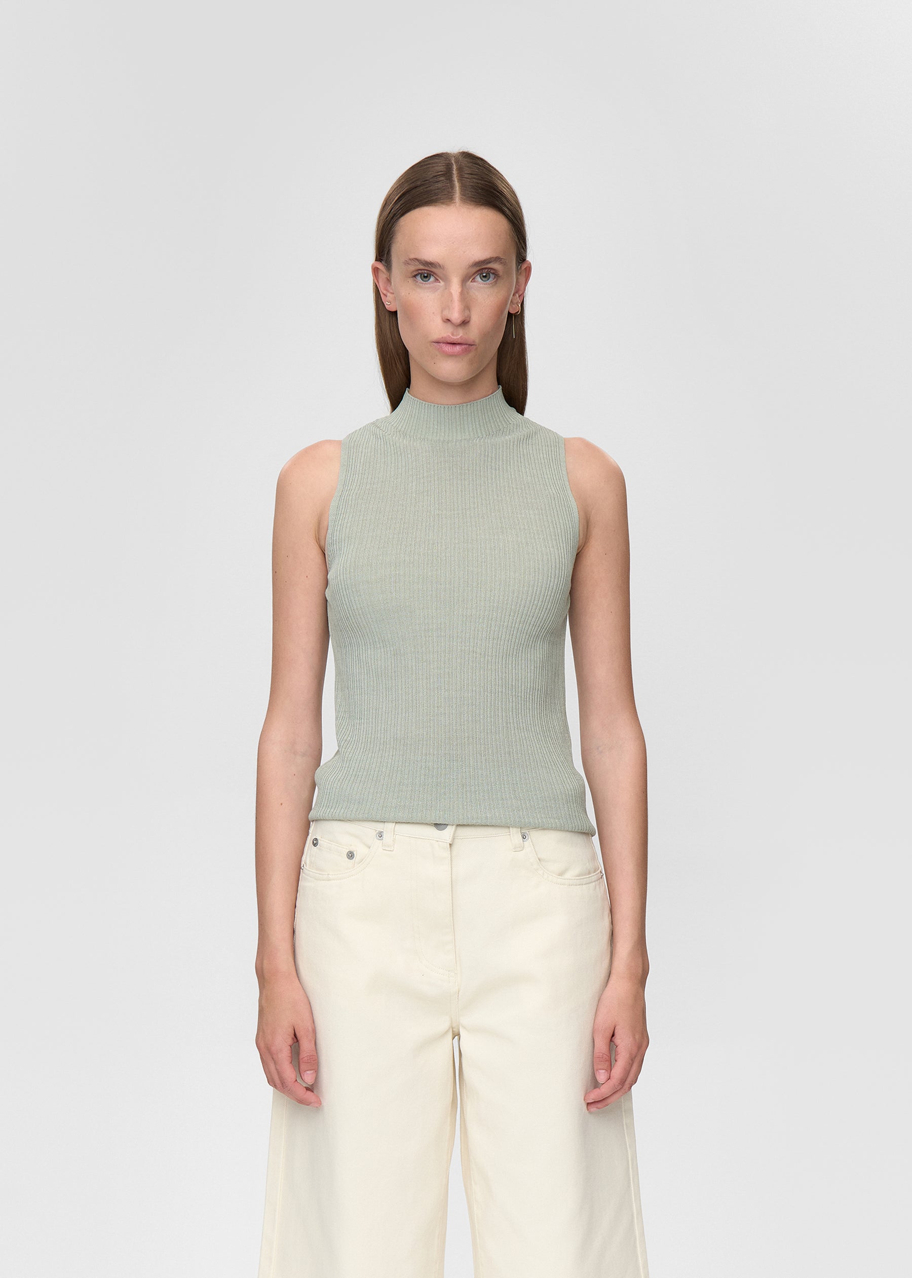 minimum female Zita knit top 4152 Top 0110 Desert Sage
